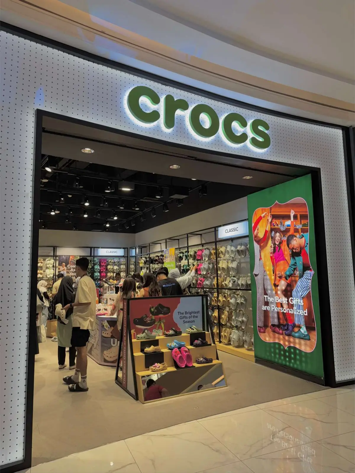 @Crocs  #pekanbaru #pkucity 