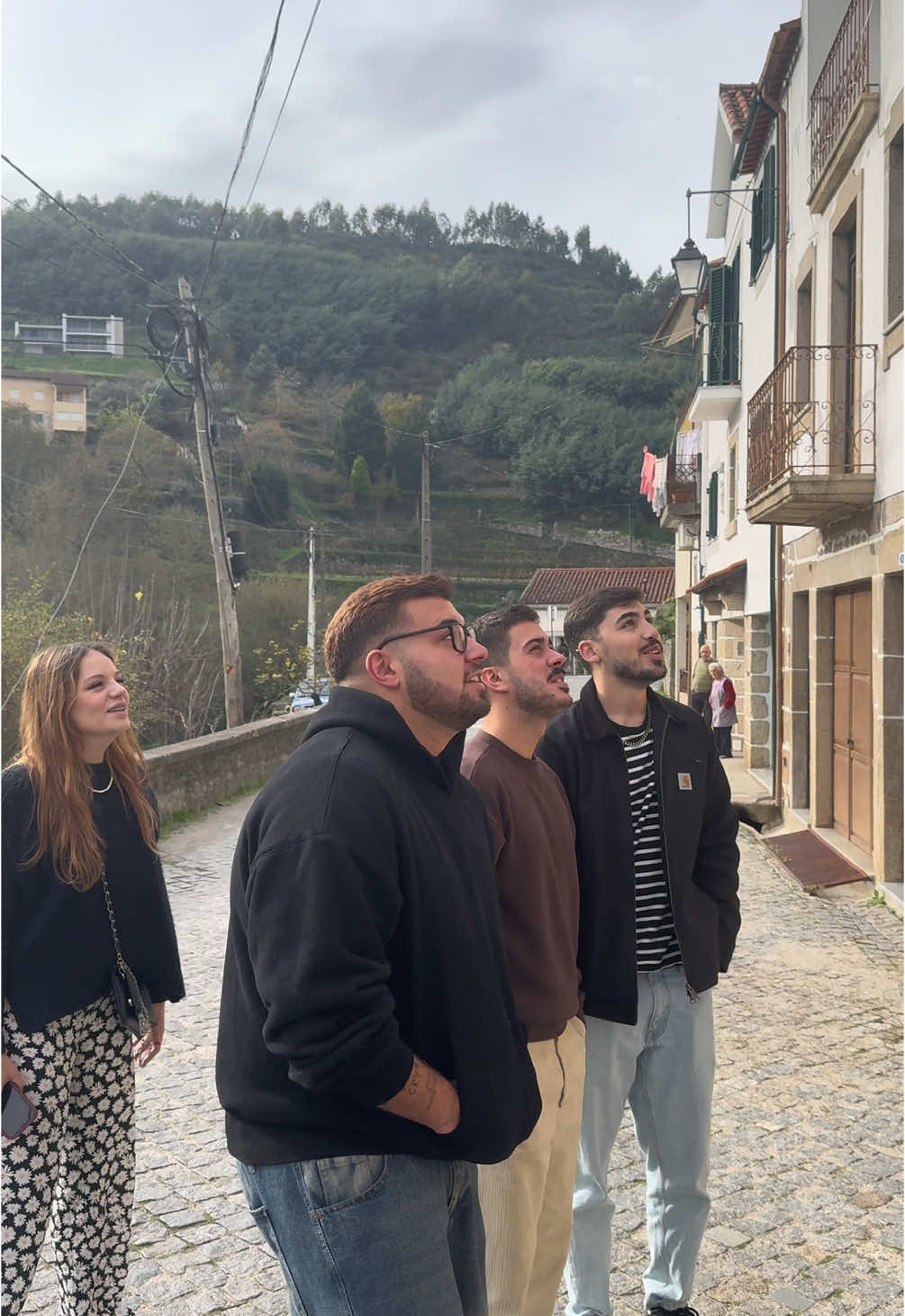 Serenata #miaumiau🐈 #fyp #foryou #billieeilish #meowmeow #portugal🇵🇹  @Diogo Henriques @DLND.DLND @Ricky Figueiras @mariecaroline 