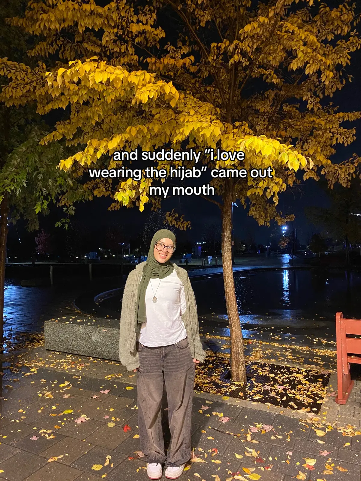 That last photo is soo ugly but like for so long i wore the hijab and didn’t understand why and never even liked it but im glad to say now i love my hijab and i love my religion even if i still face hardships Alhamdulillah and i love all of you who wear the hijab wallahi you make the world better 