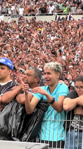 Torcedor chorando após o gol do @Botafogo! 🥹⭐️ #botafogo #Libertadores #tiktokesportes #futebol 