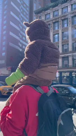 love u pls tell me if ur obsessed with the smoothing out the ice thing too #newyork #holidaycountdown 