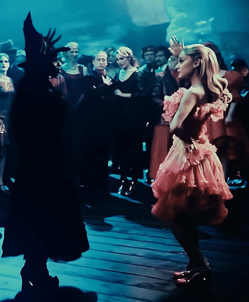 one of the most beautiful scenes I've ever seen.  [cc: ray]  #wicked #elphaba #cynthiaerivo #glinda #arianagrande #aftereffect #aestheticedits #fyy #fypp  wicked glinda and elphaba edit 