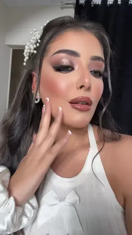 #fyppppppppppppppppppppppp #fyp #treanding #trend #beauty #modeling #model #makeuptutorial #photography #photoshoot #makeup #transition #makemefamous #makeupartist 