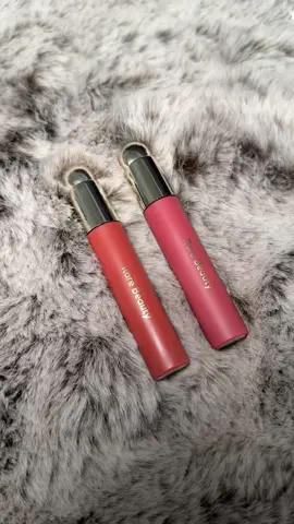 my favorite are the rare beauty lip oils!! cannot live without these @Rare Beauty @Selena Gomez  #creatorsearchinsights #fyp #teamwork #makeup #sephorahaul #girlssupportgirls #rarebeauty #lipoil 