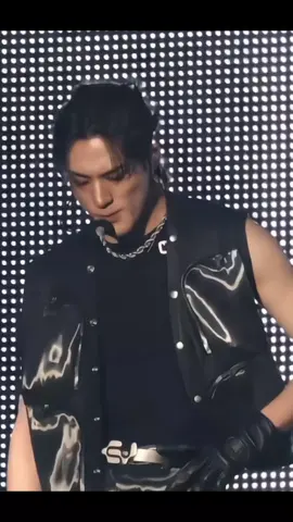 Jeno sekali² ngamuk yuk, masa lu cakep banget kunciran kayak gini malah dibilang jelek. Mata knetz aman? 😆😆😆 #jeno #nctdream #tds3finaleinseoul #thedreamshow3 