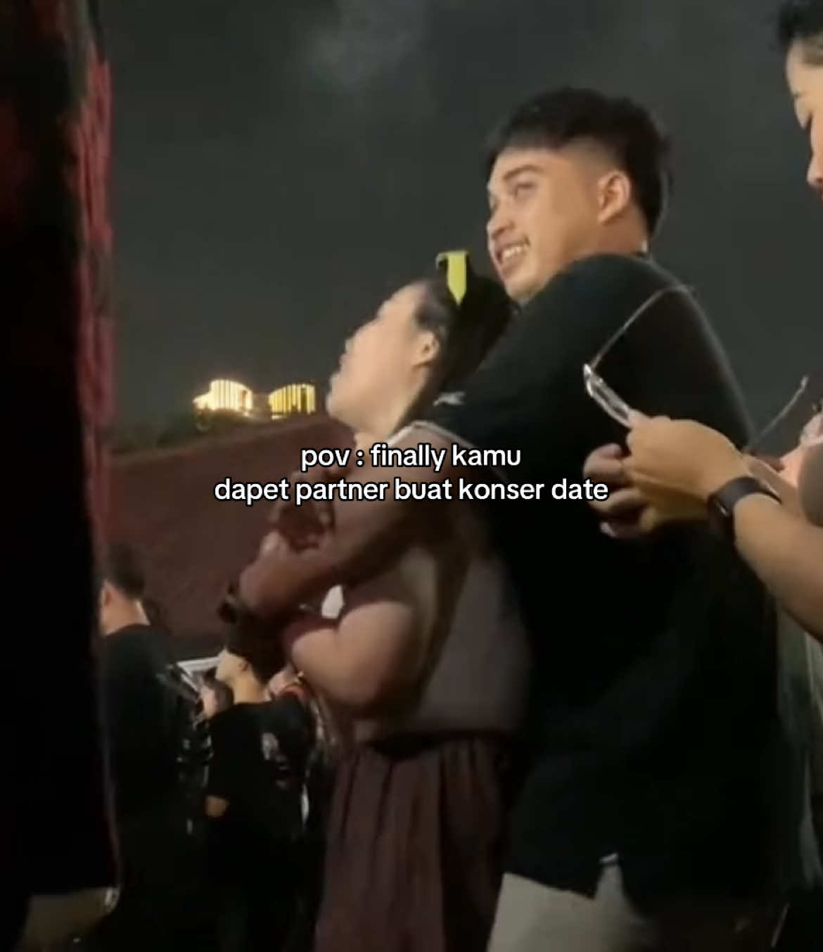 AKU MAU JUGAAAA #konser #konserdate #pacaran 