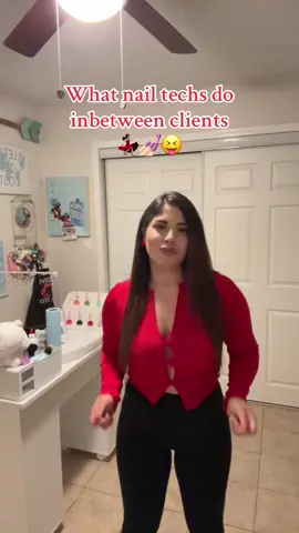 We make tiktok videos inbetween clients 😅🤣💅🏻 #nailtechvibes #nailtech #peligrosa #dance #trending #fyp #viral