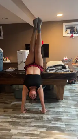 juno pose who?? @diana.micalizzi @Tay @user3898677548377 