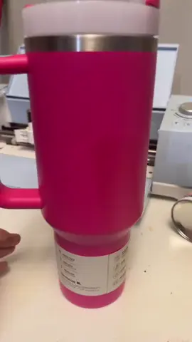 Minnie & mickey stanley #mickeymouse #minniemouse #crafty #cup #custom #pink #StanleyCup #fyp #followers➕ 