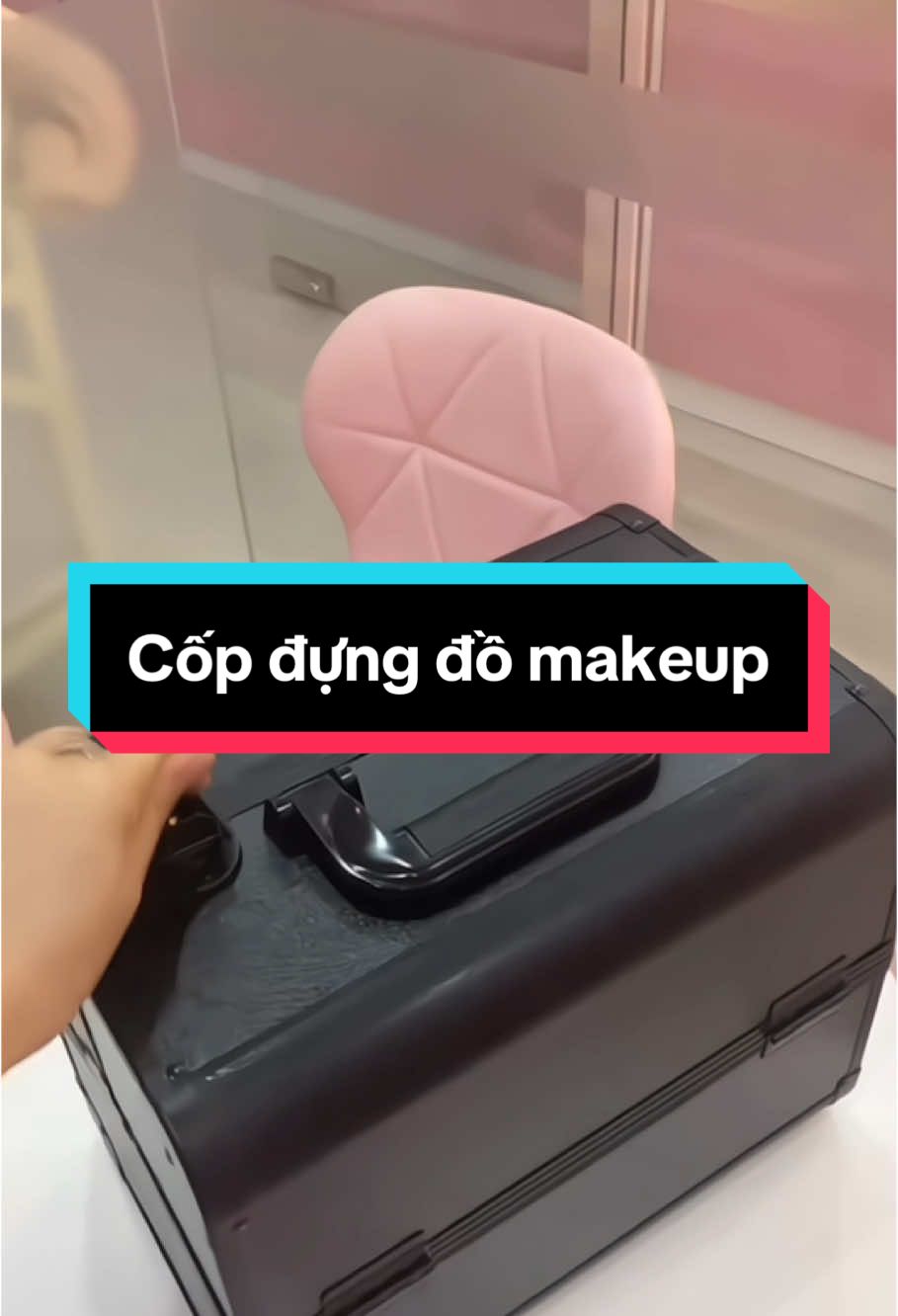 Cốp nhôm đựng nail mi 2 tầng - Cốp nhôm cao cấp đựng đồ trang điểm, phun xăm thẩm mỹ nhiều màu sang chảnh. #GamingOnTikTok #giadungtienich #giadungthongminh #giadunghiendai #copmakeup #copdungdotrangdiem #copdungdonail #xuhuong 