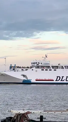 KM. DHARMA RUCITRA 9 siap sandar semarang - kumai #kapallaut #dharmarucitra9 