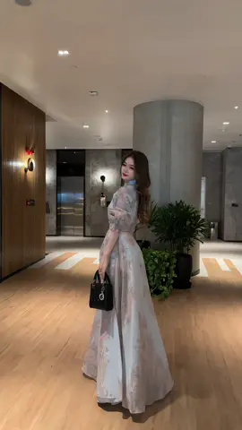 Đàn ông lăng nhăng sợ đàn bà phát hiện…Chứ đàn bà mà thay lòng, đàn ông “ tắt điện “ 🤭🖤#vayxinh #outfit #xuhuong #xuhuongtiktok #lananh1602 