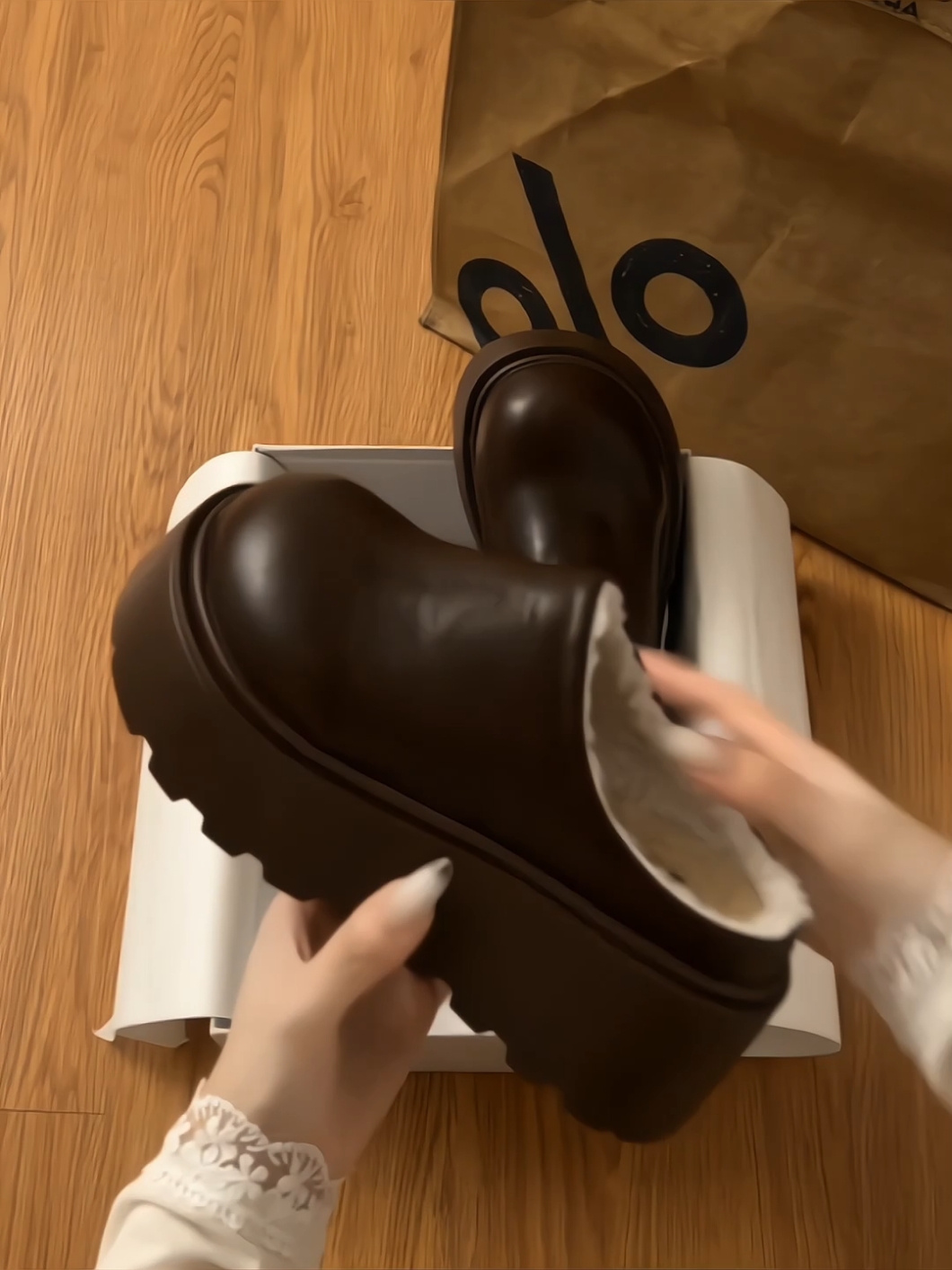 Sục nữ lót lông đã trơn đế cao 7cm #sucnu #giaysuc #suclotlong #giaydepxinh #giaydep #xuhuong #thinhhanh #muataitiktok #huynhnhu090101 