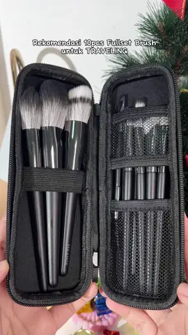 Brush set ada tempatnya, brush lembut dan praktis dibawa kemana-mana #MAANGE #MAANGEbeauty #MAANGEtools #viral #pilihbrushpilihMAANGE #racuntiktok #racunintiktok #makeup #maangebrush #brush #MAANGEbrushset #MAANGEsetbrush #MAANGEbrush 