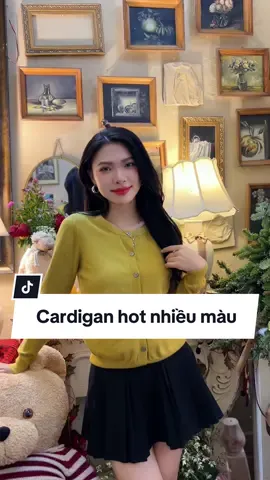 Cardigan hot hit toàn màu xinh, màu lạ cho chị em 🥰 #melinfa #aolen #cardigan #lendetkim #thoitrang #macdepmoingay #thudong #xuhuong #giangsinh #christmas #xmas #viral #trending #outfit 