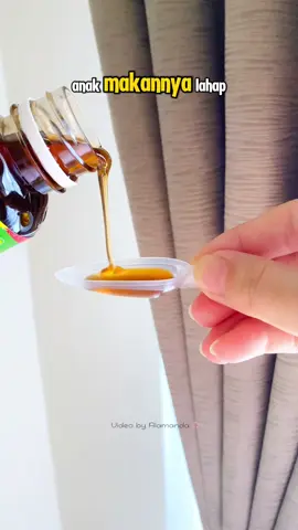 Multivitamin kaya akan manfaat buat sikecil !! Check Out sekarang sebelum kehabisan 😍 #maduanak #gizidat #gizidatmaduanak #multivitaminanak #gizidatpenambahnafsumakananak #gizidatmadu #maduherbal #madualami #gizidat #rekomendasimaduanak #fypage 