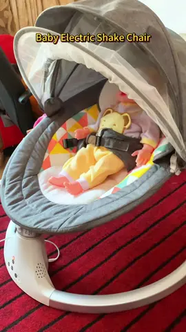 An electric rocking chair is a must-have for babysitting, which allows the baby to fall asleep comfortably and frees the mother's hands#Electric rocking chair#Maternity and baby products#fyp #tiktokshop 