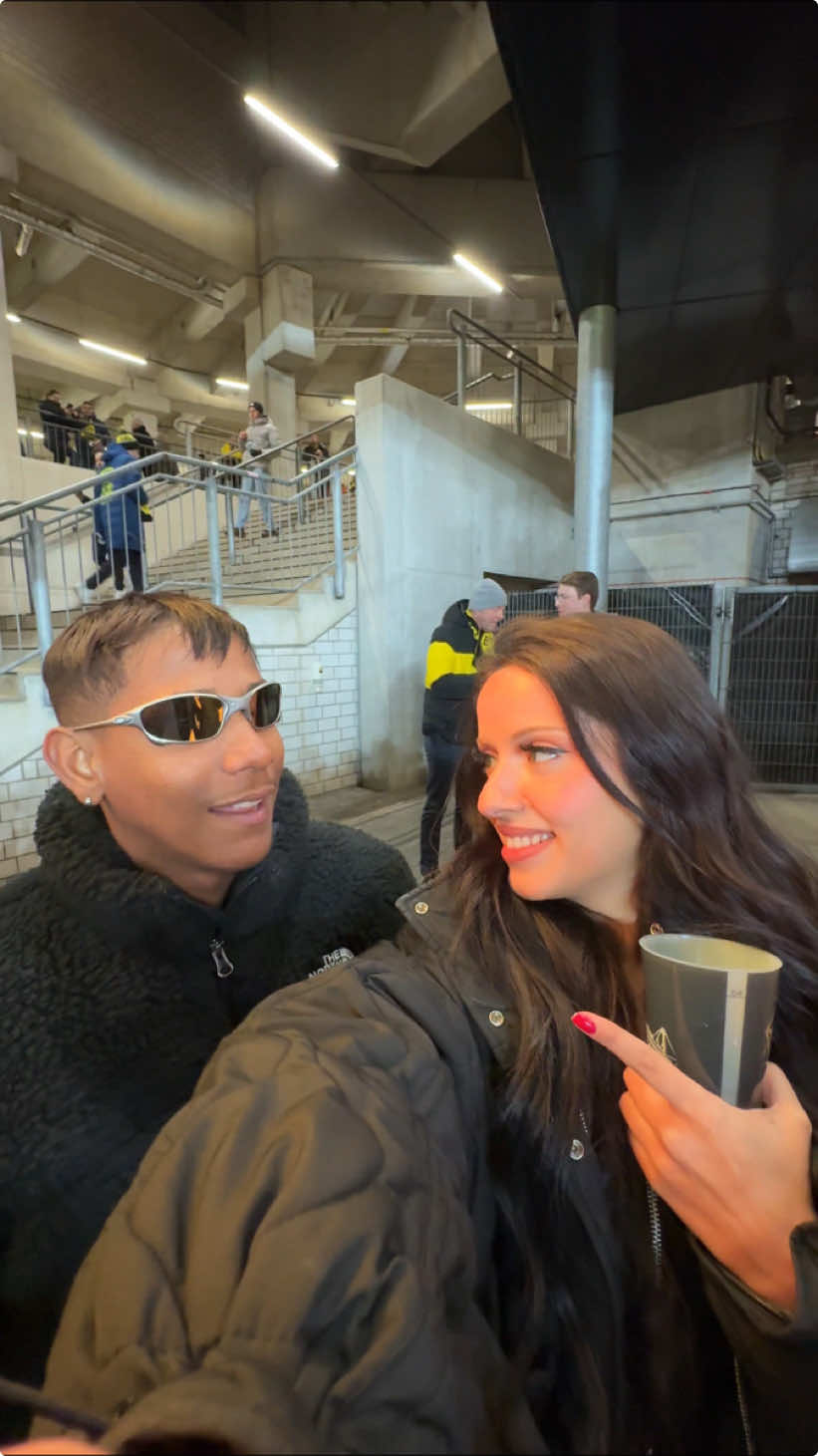 Danke! @Bundesliga @FC Bayern ❤️ & @mcmenor.jp #fcbayern #derklassiker #bvb #bvb09 #musiala #müller #fußball 