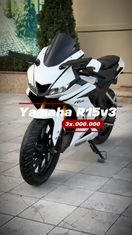 R15v3 Trắng Ngọc Trinh vẫn cứ là đẹp ae nhỉ 😍❤️ #hoangtumotor #longtumotor #yamaha #r15v3 