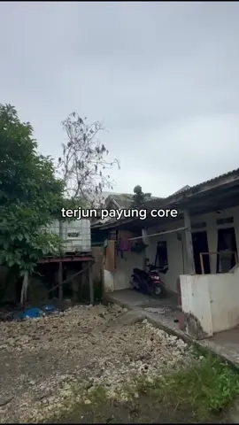 tim terjun payung core😭 btw kumpulan vidio nya dapat di grup WA 😁 #terjunpayung #lucu #army #phocinki #tentara 