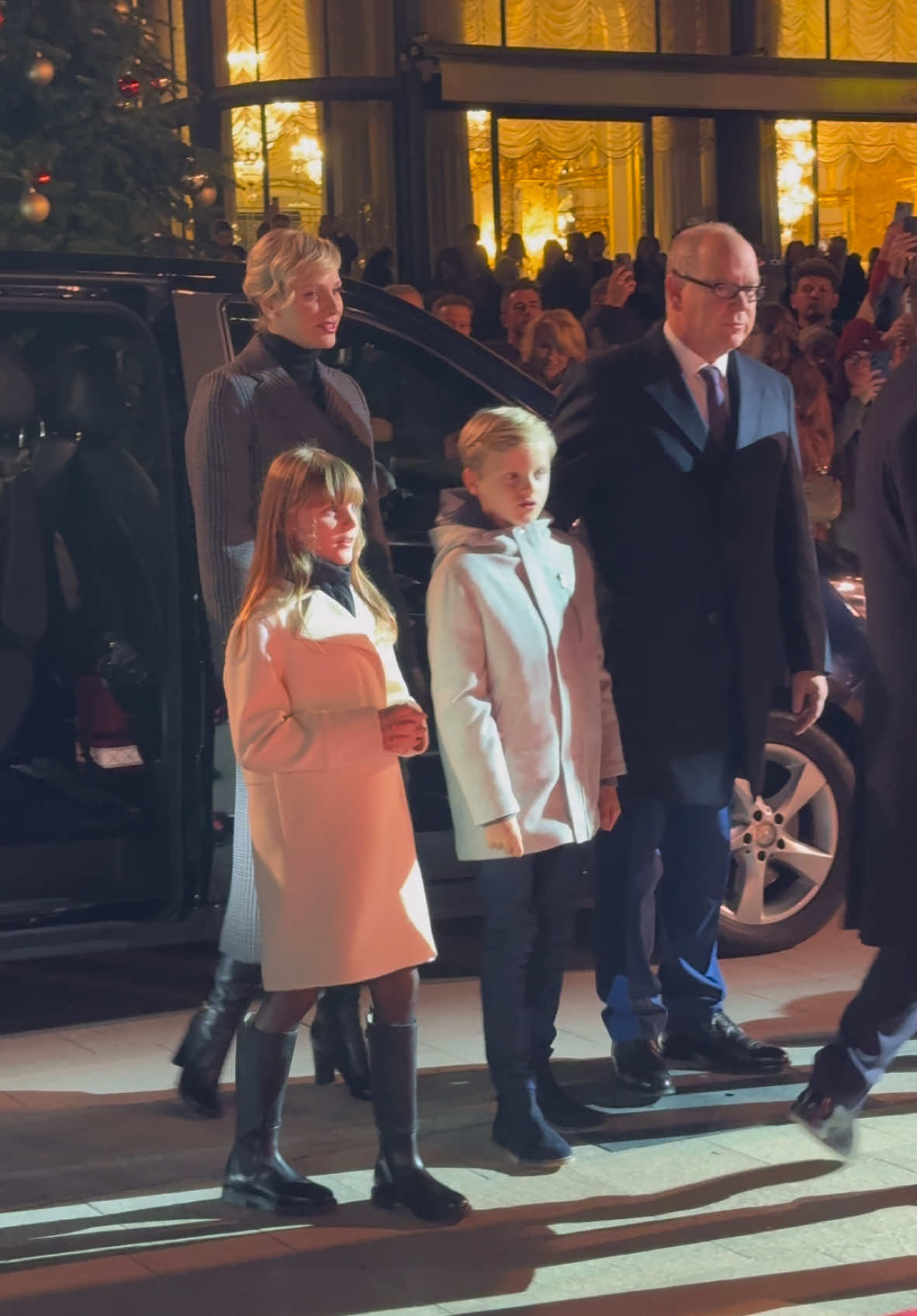#familleprinciere #monaco #princealbert #princessecharlene #noel #illumination @Monte-Carlo SBM 