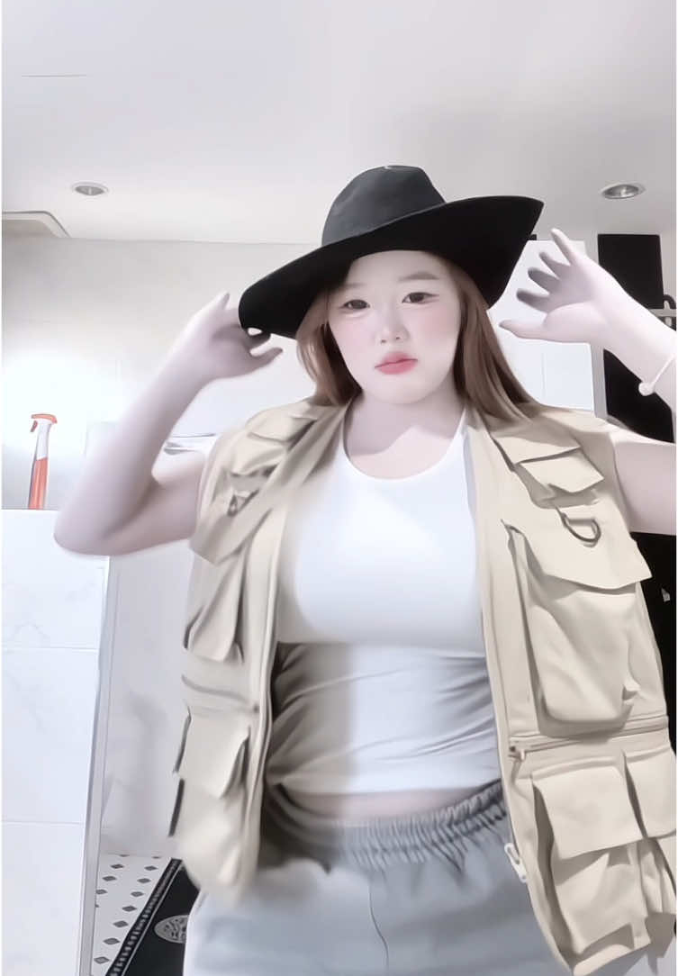 🫥#cowgirl #cowboy #fyp 