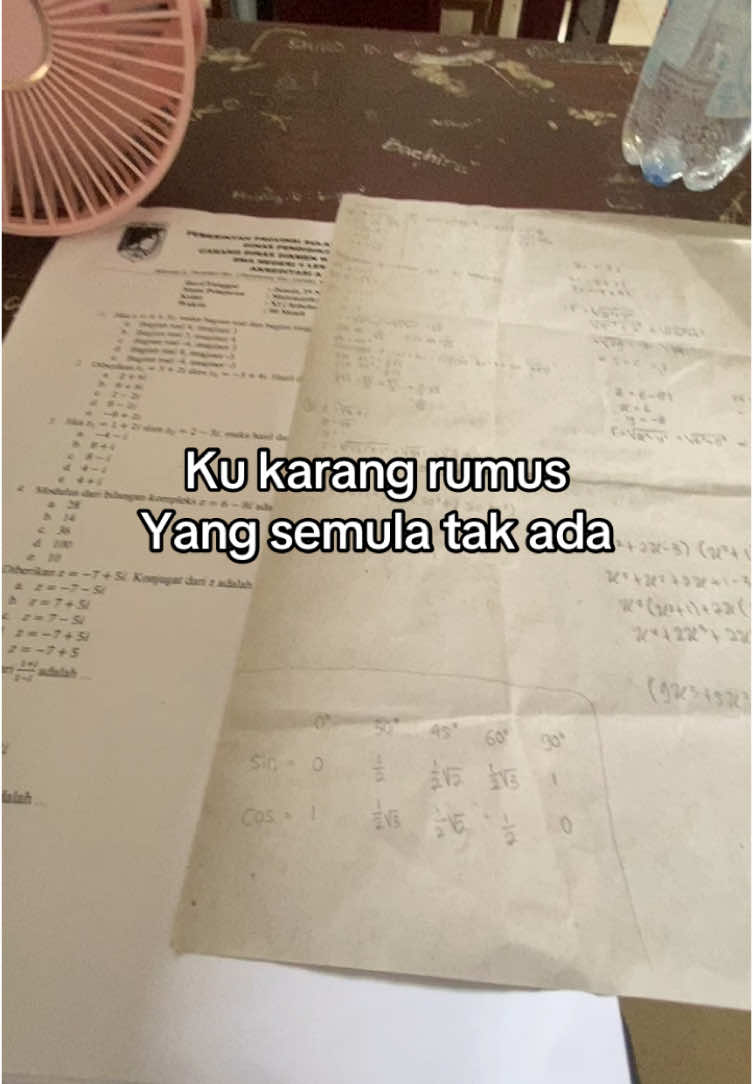 Cape”hafal rumus,,pas kerja soal malah bikin rumus sendiri🥲 #rumusbaru #fyp #matematika  #katakata #lewatberanda 