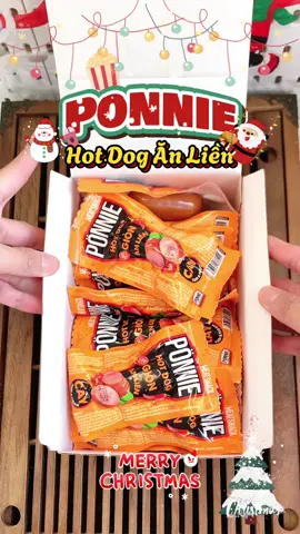 Hot dog giòn ăn liền 2 vị cay và vị bắp nhà Masan giòn ngon ăn cuốn lắm nha mọi người. Đóng gói bảo quản từng chiếc tiện mang ra ngoài ăn liền không phải chế biến đâu nha 🌭🎄🎇 #hotdog #ponnie #masan #hotdoganlien #hotdoggionanlien #masangroup #food #foodreview #foodtiktok #mukbang #ancungtiktok #tiepthilienket #sanphamxuhuong #xuhuongtiktok #LearnOnTikTok #muataitiktok #muataitiktokshop 