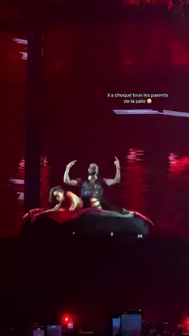 force a eux 😭#tayc #room69tayc #ladefensearena 