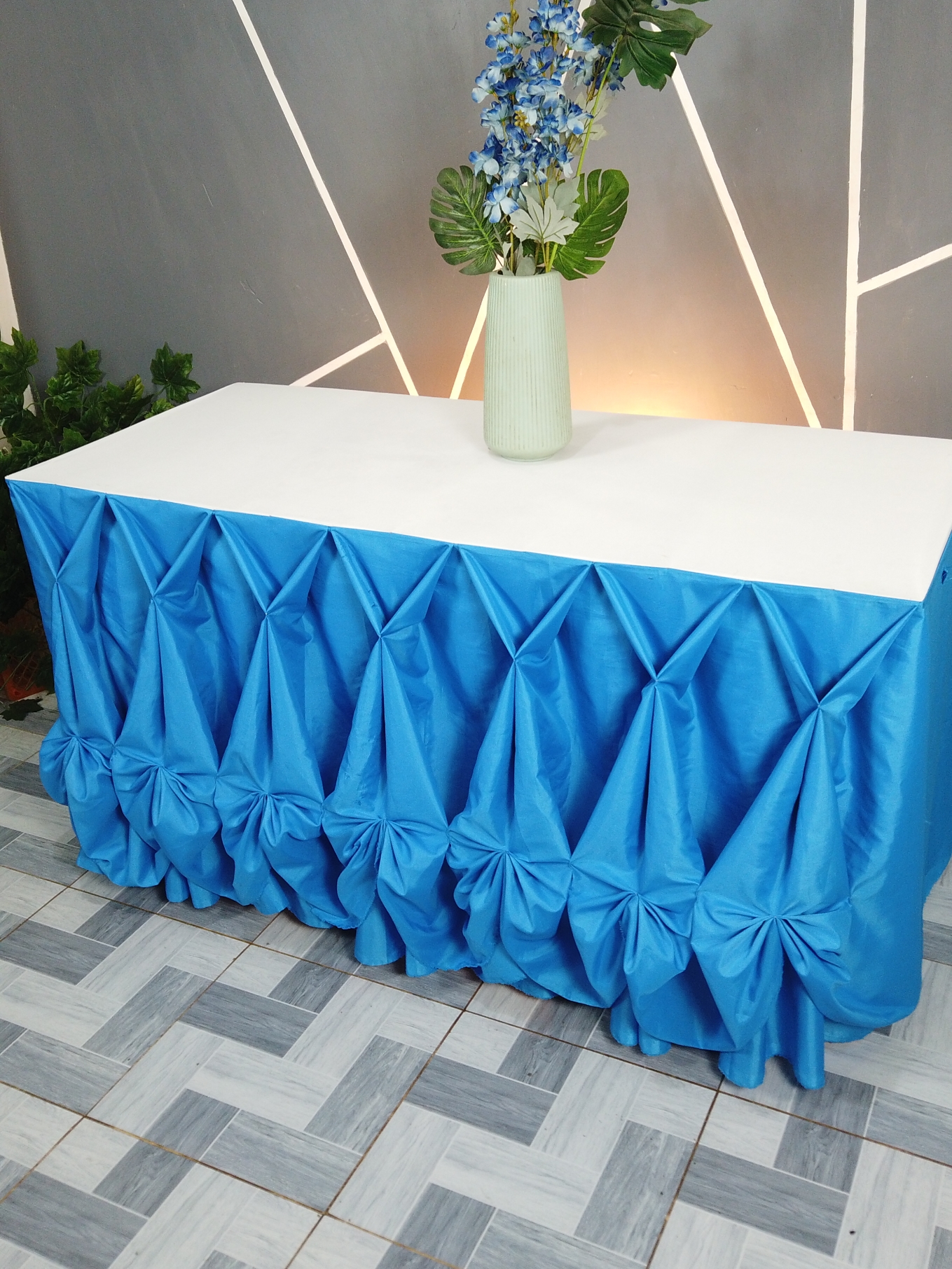 UNIQUE DESIGN TABLE SKIRTING DESIGN #Table Skirting Designs Tutorial kirting #DIY #tutorials 