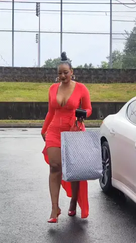 On my way to my friend wedding and little gift for her!!! 🎁  : : :  #fsahionlover #fashiondiaries #fashion #brand #shoes #jewelrygram #fashionblog #fashionable #cool #design  :: :: :: #fashionable  #design  #OOTD  #fashionista  #viral  #instagramreels  #reels  #instagram  #cool 