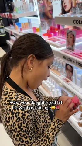 Right on time for christmas, mis ahorros 😩😭 #sephorakids#girlyfinds#girlygirl#kidsoftiktok#sephora 