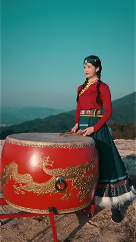 Âm thánh của trống cho tôi cảm giác đầy năng lượng 🥰🌿#guitarra #guitarcover #music #amnhac #trống #xuhuong #xuhuong2023 山川鼓语