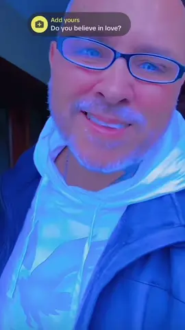 Happy new month to you all fans ❤️💙