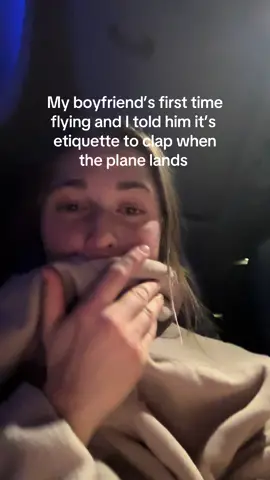 He clapped too early and why was it so silent 😭 #plane #flying #traveltuesday #creatorsearchinsights 