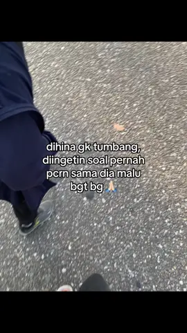 yg lalu biarla berlali bestieku sayang 🙃 #xybca #fypシ゚ #beranda #sindirankeras 