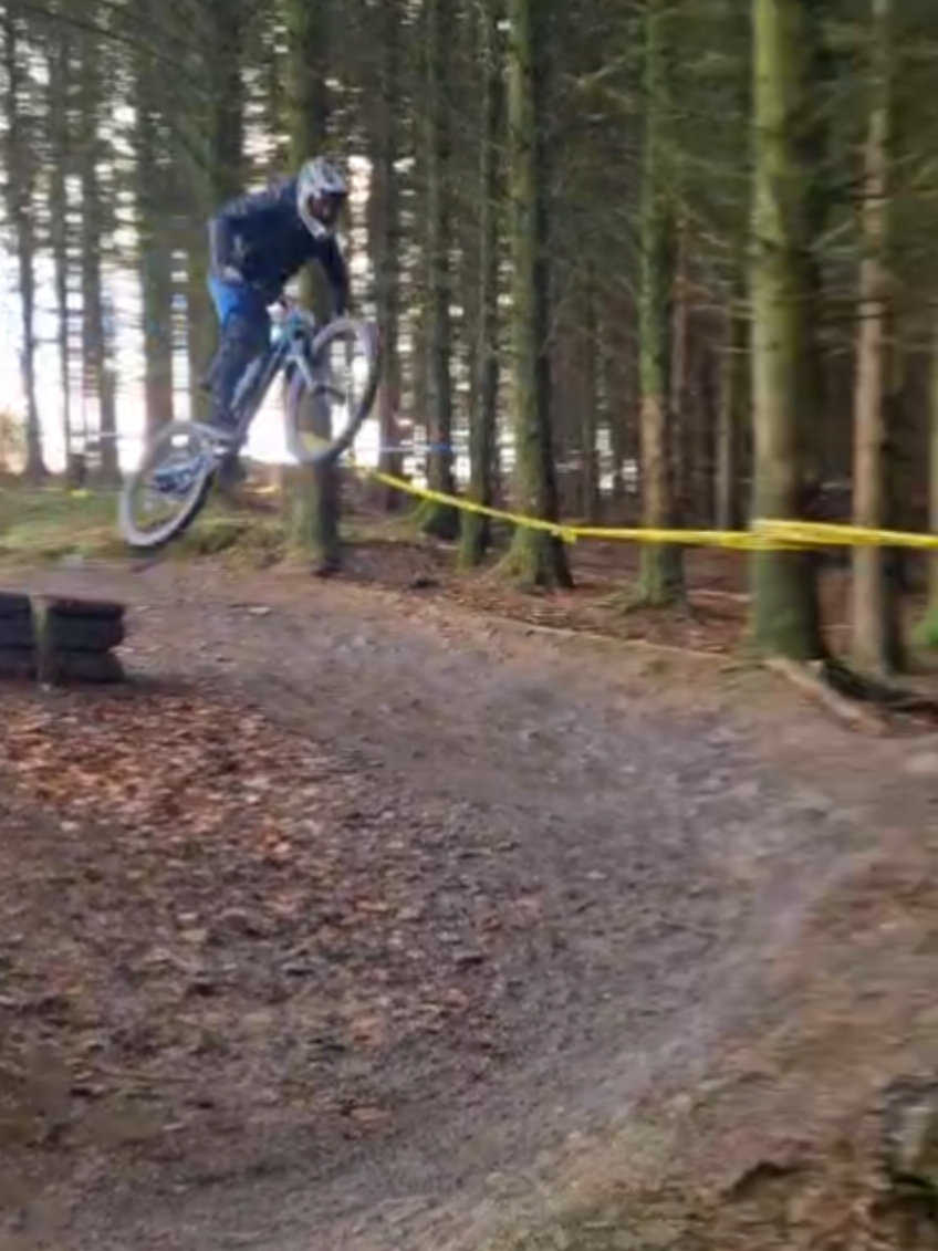 absolutely brutal race at Danny's  had a big crash so not a good result for me @Shreds 11  #mtblife #mtblife #fy #dannyhartsdescendbikepark #mtb #viralvideo #viraltiktok #fa #vira #racing 