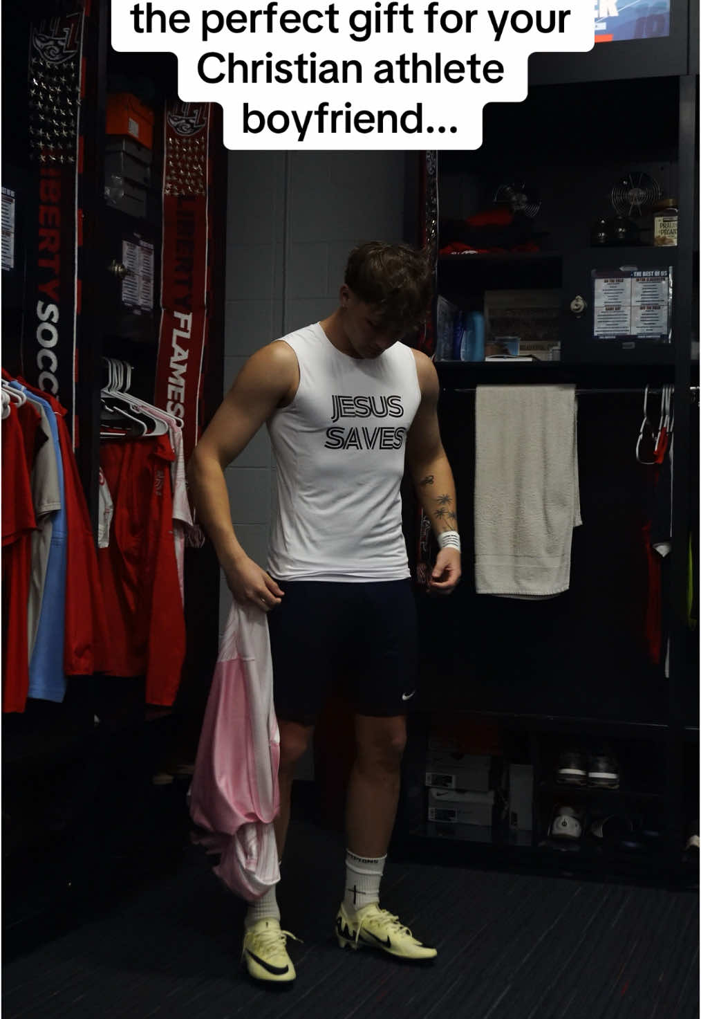 JESUS SAVES #christianathlete #christian #christmas #athlete #shop #jesussaves 