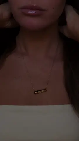 Pretty lil piece for the jewellery collection 💎✨🤍 @Dylan Oaks #gifted #engravednecklace #barnecklace  