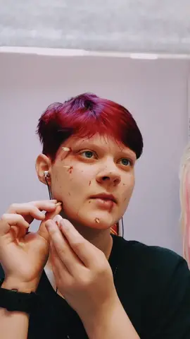 ⚠FAKE MAKEUP⚠ NOT REAL!!! #sfx #makeup #horror #sfxmakeup #gore #makeupartist #horrorart #blood #sfxgore #sfxmakeupartist #fxmakeup #wounds #bodyhorror #cuts 