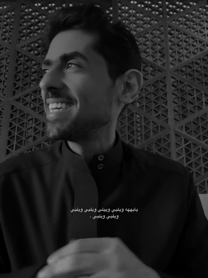 ويلي 🖤🖤🖤 #أسامة_المسلم #Komontage #osamahalmuslim #عالم_الروايات #كاتب #روائي #قراءة #كتب #روايات #وهج_البنفسج #بساتين_عربستان #صخب_الخسيف #هذا_ما_حدث_معي #خوف #دجن #الدوائر_الخمس  #قراء_اسامة_المسلم #النيزك_قادم 
