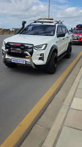 #SAMA28 #trending #ypシ゚viral #ypシ゚viral #fy #offroad #fyp #4x4 #nogwaja🤣🤣🔥 #isuzu #isuzu_thailand #isuzumoto #gauteng #homegrown 