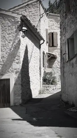 #شعراء_وذواقين_الشعر_الشعبي_العراقي#شعروقصايد_خواطر_غزل_عتاب #شعر #شعر_شعبي #fyp#foryoupage 