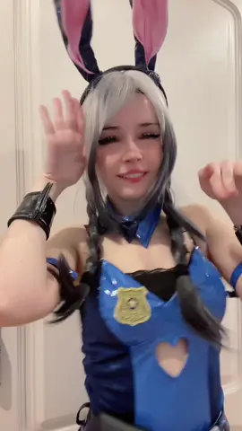 uhh #judyhoppscosplay #zootopiacosplay #bunnycosplay #judyhopps #cosplayer 