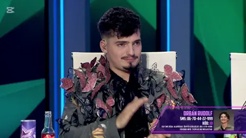 Marics Petit nemcsak megérintette,hangja is elcsuklott szinte már sirva értékelt 🥺❤️‍🩹ez az ember istenem annyira tisztaszívű lelkű ❤️🫶@Marics Peti de szeretem🫶 #maricspeti #maricspetifanok #megasztar #zsuri#azajoszive🥺 #imadomnagyon😍 #valmarbestie #fy#nekedbee #pusztuljonforyouba #bazdkiforyuba💛✨ #foryoupage❤️❤️ 