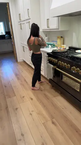 #marriedlife #couplescomedy #fypシ゚viral #igdaily #HerReaction #couplesjokes #haha