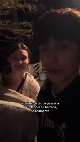 Simplesmente a noite mais fria da minha vida 🤙🏼🥶 #frio #Vlog #cabana @Klowee Cool Kid 