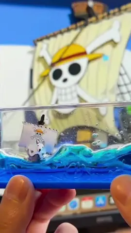 Pajangan Kapal One Piece dengan Ombak Laut 💦 #onepiece #goingmerry #thousandsunny #hiasanmejaonepiece #hiasankapalonepiece #kapalonepiece 