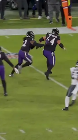 didn't have to do him like that 😅 #derrickhenry #baltimore #ravens #nfl