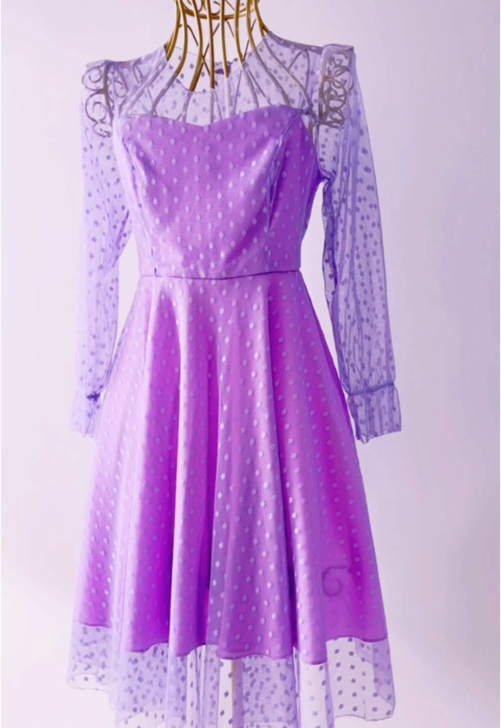 🪻Cada vestido é uma obra de arte única, criada com paixão e atenção aos mínimos detalhes. #CamilaLopesStyle #processoprodutivo #producao #confeccaopropria #costura #modelista #modasobmedida #vestidolavanda #vestidodeaniversario #lavanda #fashiontiktok #designerdemoda